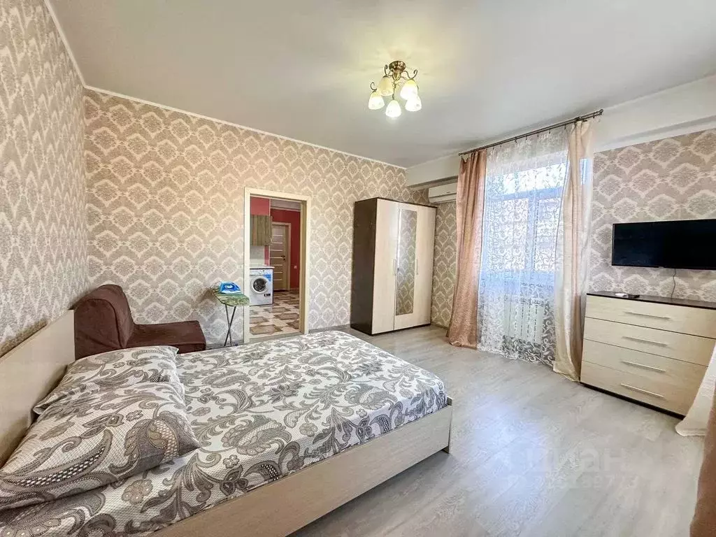 2-к кв. Краснодарский край, Сочи Адлер жилрайон, ул. Чкалова, 71 (30.0 ... - Фото 1