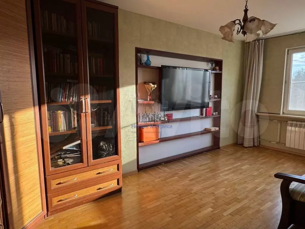 3-к. квартира, 71 м, 4/4 эт. - Фото 1