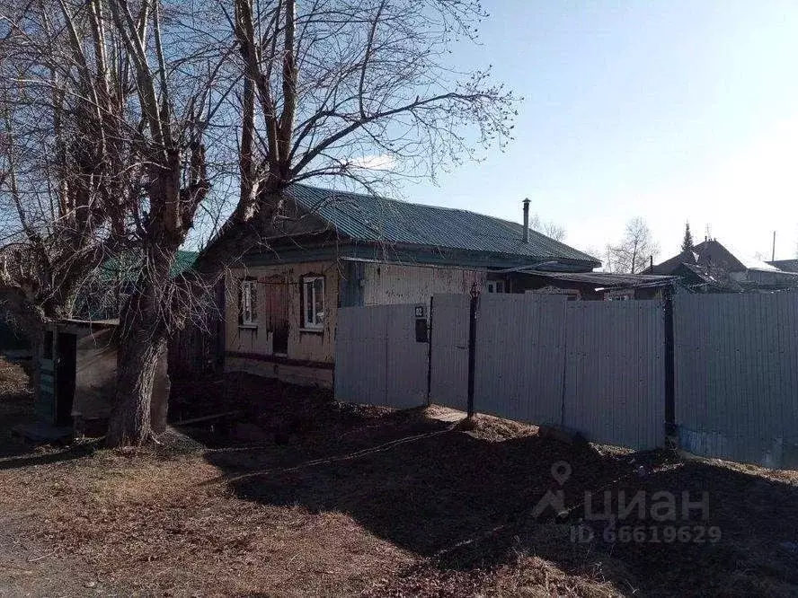 Коттедж в Тюменская область, Тобольск ул. Чернышевского, 82 (53 м) - Фото 1