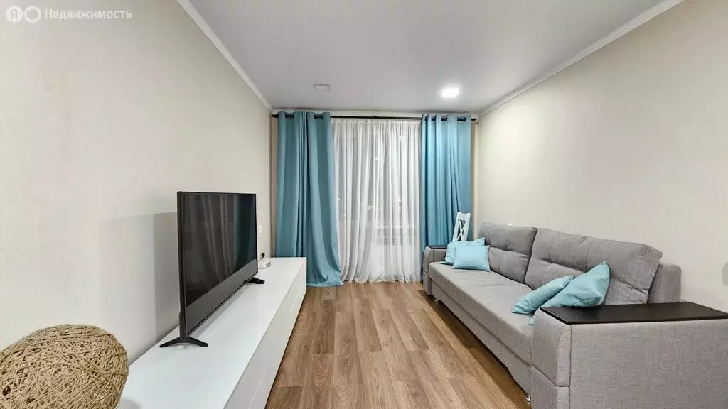 1-комнатная квартира: Октябрьский, улица Кувыкина, 35/5к2 (32.7 м) - Фото 1