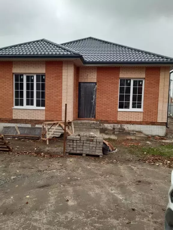Дом в Ростовская область, Батайск Рабочая ул. (120 м) - Фото 0
