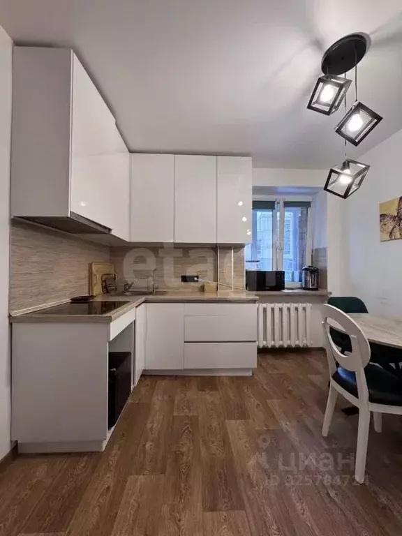 2-к кв. Тюменская область, Тюмень ул. Шиллера, 46к2 (51.0 м) - Фото 1