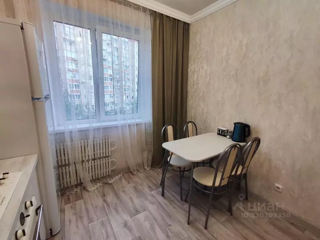 2-к кв. Воронежская область, Воронеж ул. 9 Января, 233/15 (60.0 м) - Фото 0