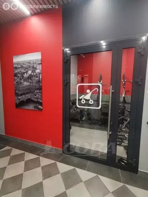 3-комнатная квартира: Тюмень, улица Ю.-Р.Г. Эрвье, 38 (85.4 м) - Фото 0