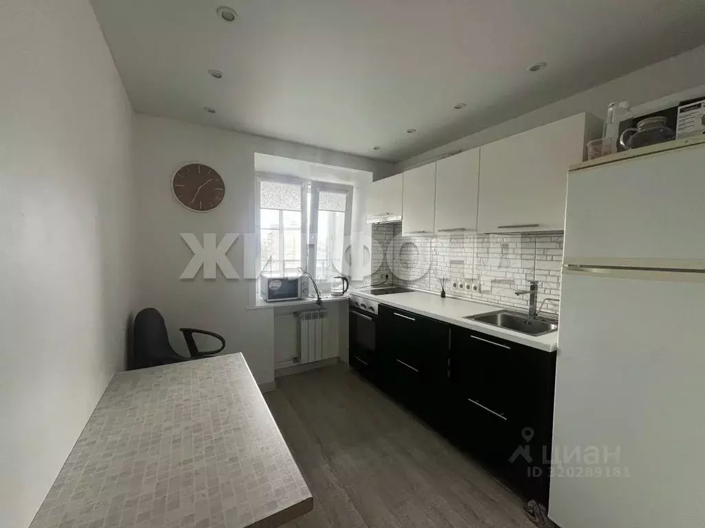 1-к кв. Новосибирская область, Новосибирск ул. Челюскинцев, 52 (31.8 ... - Фото 1