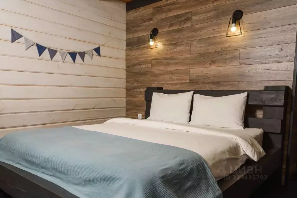 Дом в Алтай, Чемальский район, с. Чепош Чемальский тракт, 15-й км, ... - Фото 2