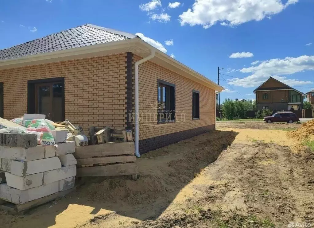 Дом в Марий Эл, Медведевский район, Сидоровское с/пос, д. Новотроицк ... - Фото 1