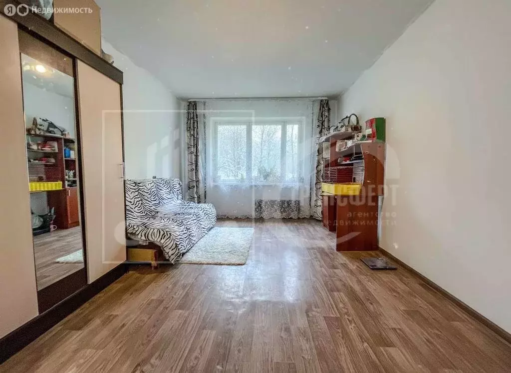 3-комнатная квартира: Воронеж, улица Хользунова, 110 (63.4 м) - Фото 2