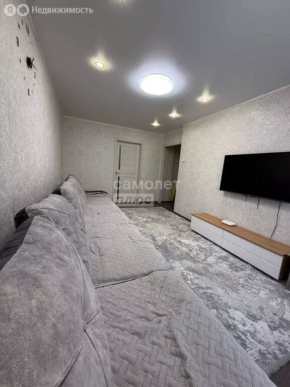 2-комнатная квартира: Омск, улица 12 Декабря, 112 (59.8 м) - Фото 2