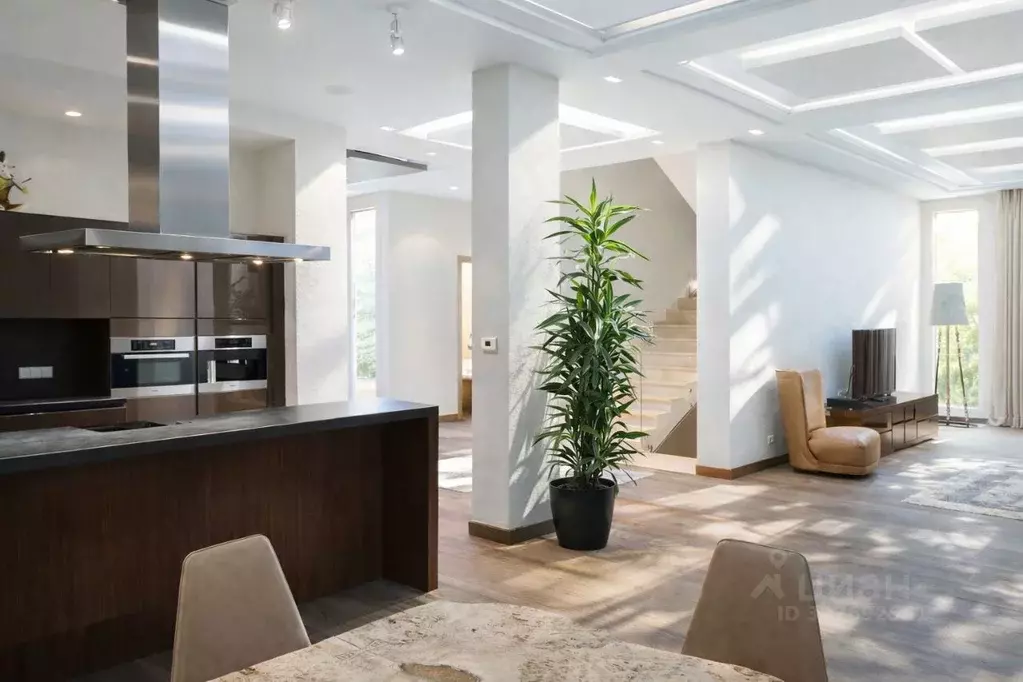 Дом в Московская область, Одинцовский городской округ, д. ... - Фото 1