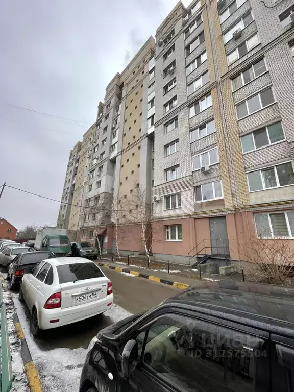 2-к кв. Саратовская область, Саратов Октябрьский мкр, 4-я линия, 22/24 ... - Фото 0