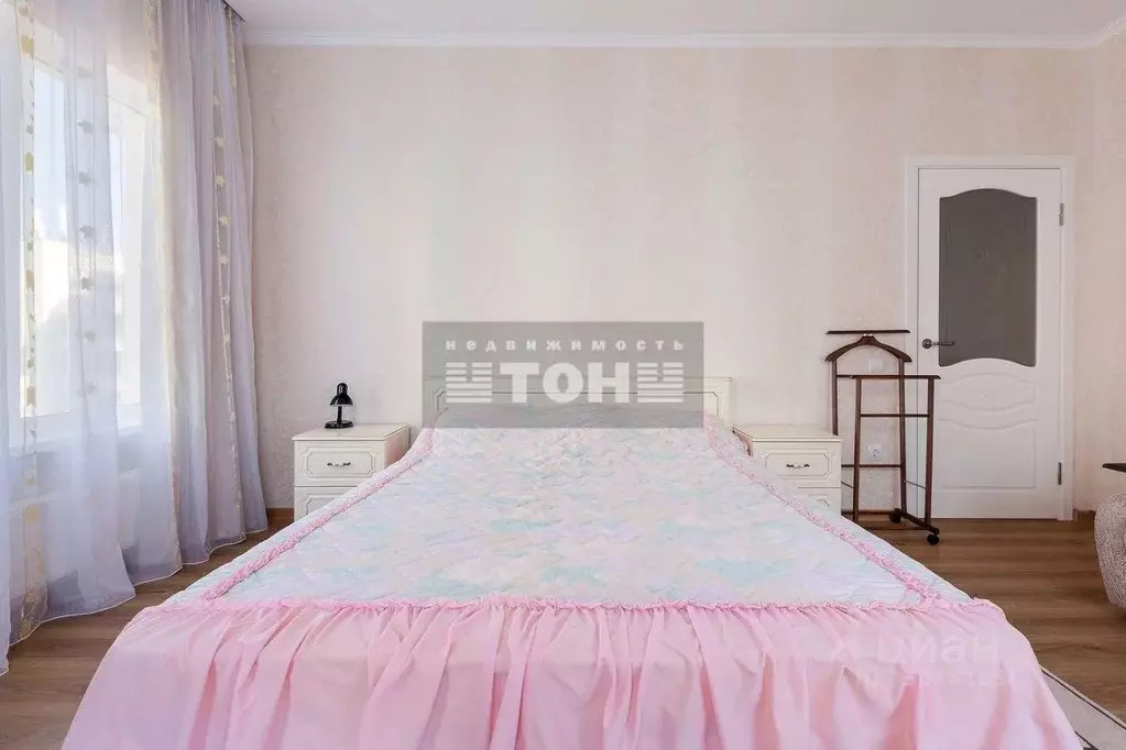 2-к кв. Краснодарский край, Геленджик Красногвардейская ул., 36А (65.0 ... - Фото 2