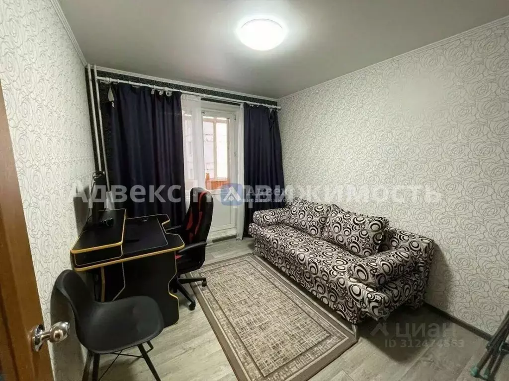 4-к кв. Тюменская область, Тюмень Молодежная ул., 70к1 (81.0 м) - Фото 1