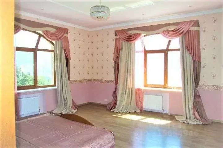Дом в Крым, Ялта городской округ, Ливадия пгт ш. Севастопольское, 2А ... - Фото 0