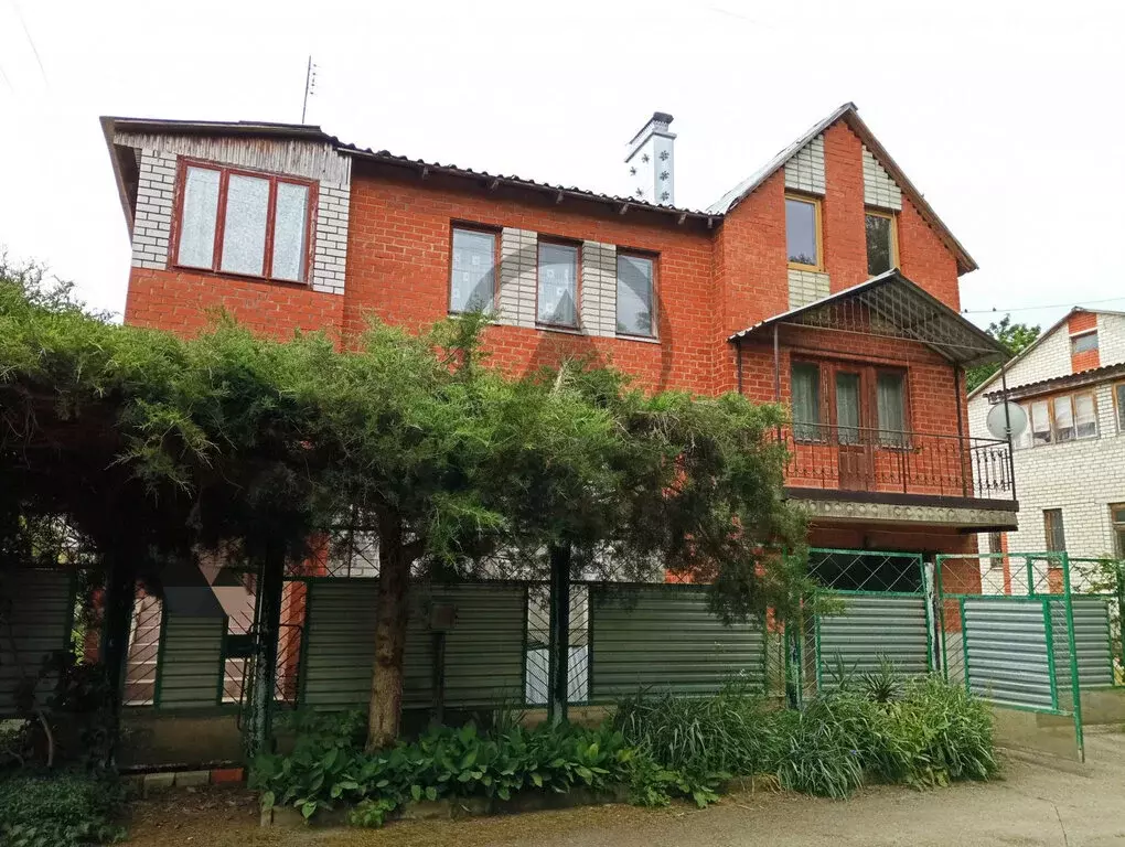 Дом в Апшеронск, Заречный переулок (326.9 м) - Фото 1