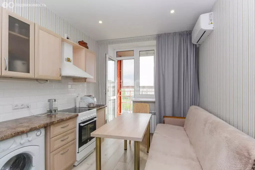 1-комнатная квартира: Омск, проспект Комарова, 14к1 (44.1 м) - Фото 1