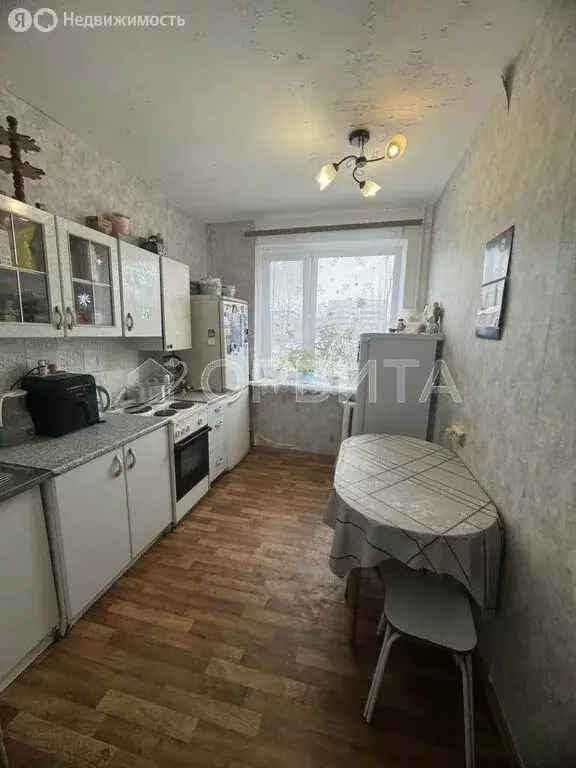 2-комнатная квартира: Тюмень, улица 30 лет Победы, 112 (51 м) - Фото 1