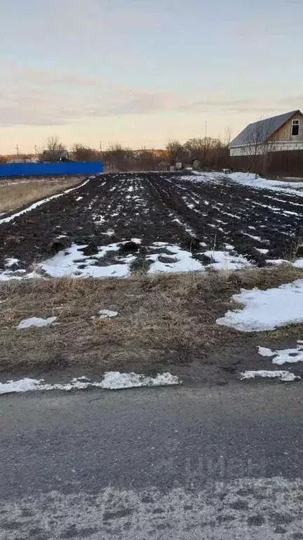 Участок в Белгородская область, Старооскольский городской округ, с. ... - Фото 0