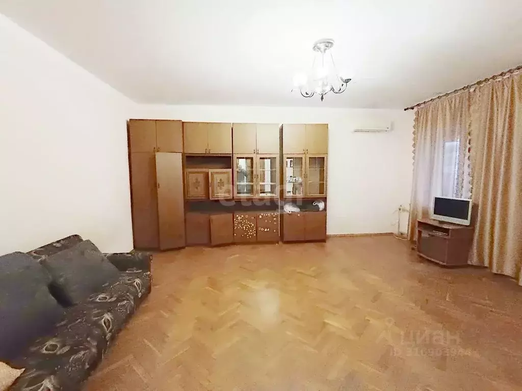 2-к кв. Белгородская область, Алексеевка ул. Никольская, 3 (75.9 м) - Фото 2