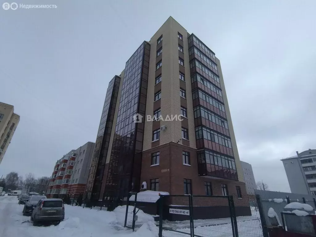 3-комнатная квартира: Вологда, улица Возрождения, 32А (72.8 м) - Фото 1