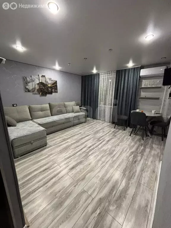 3-комнатная квартира: Туринск, улица Чкалова, 60 (58.5 м) - Фото 1