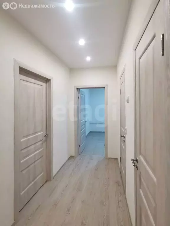 3-комнатная квартира: Якутск, улица Космонавтов, 21 (71.6 м) - Фото 0