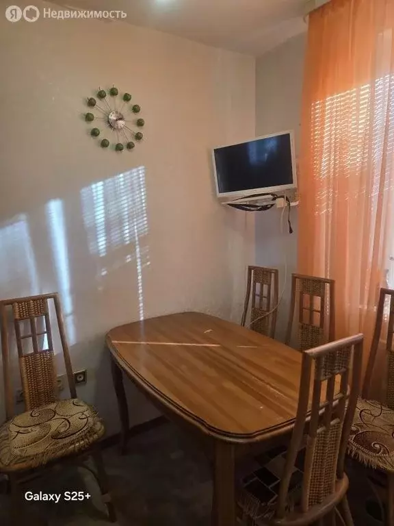 3-комнатная квартира: Усинск, улица Нефтяников, 36 (67 м) - Фото 2