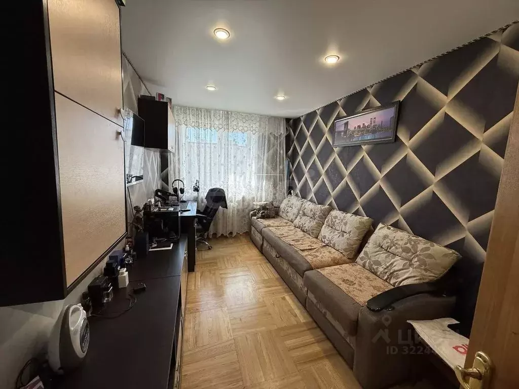 3-к кв. Белгородская область, Белгород ул. Губкина, 55 (60.0 м) - Фото 1