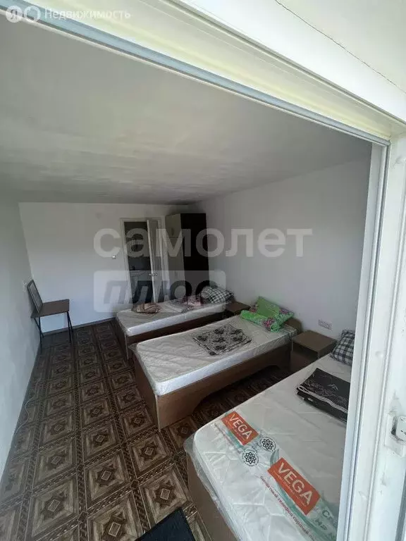 Дом в Республика Крым, муниципальный округ Феодосия, посёлок ... - Фото 2