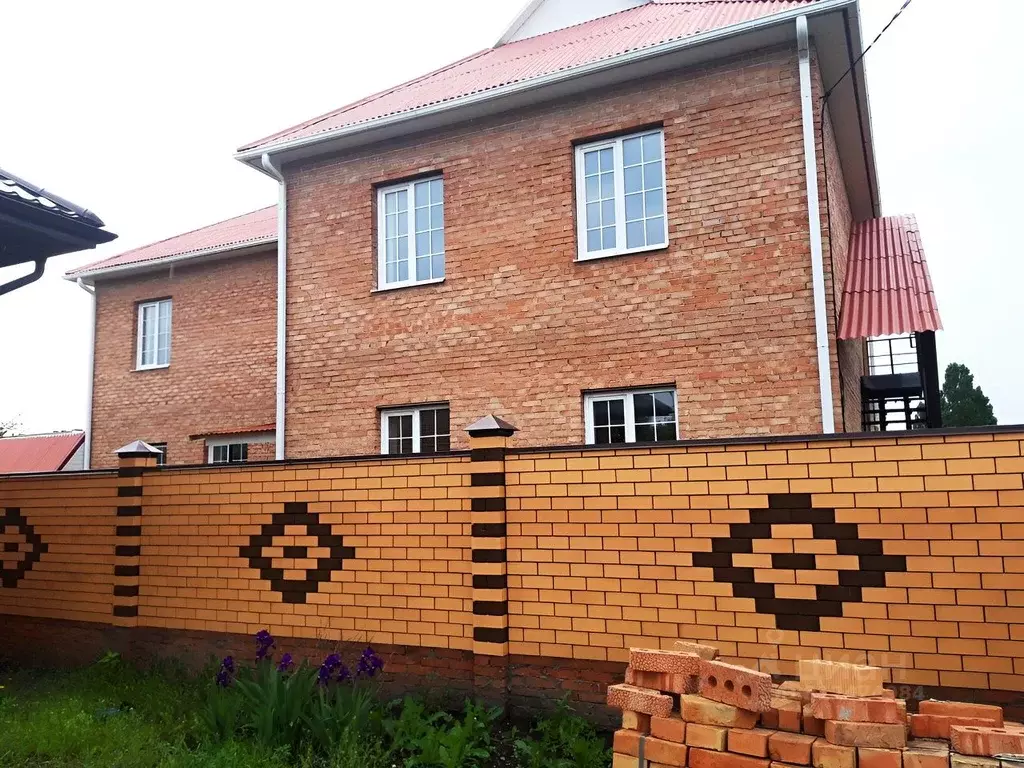 Дом в Белгородская область, Белгород пер. 2-й Комсомольский (200 м) - Фото 2