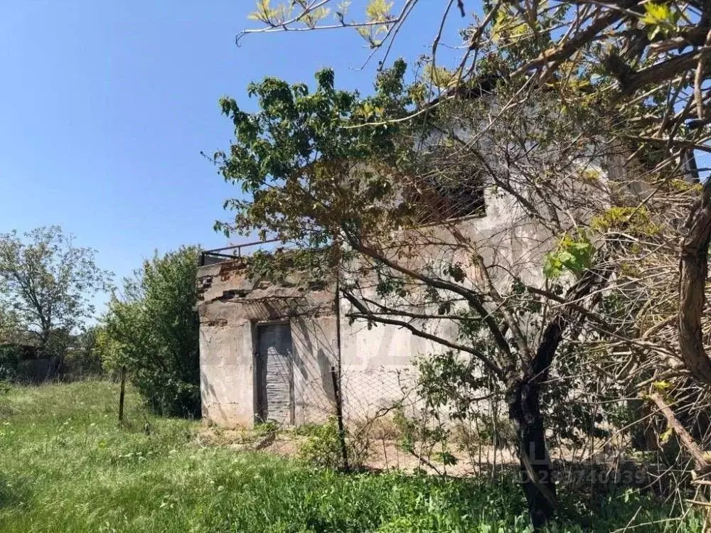 Участок в Крым, Сакский район, Новофедоровка пгт пер. Севастопольский ... - Фото 0