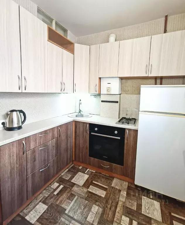 3-к кв. Карелия, Петрозаводск просп. Ленина, 37 (60.0 м) - Фото 1