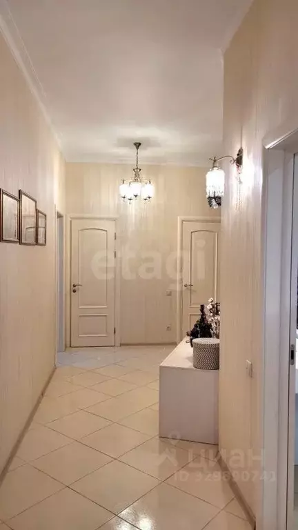 2-к кв. Татарстан, Казань ул. Касаткина, 11а (110.5 м) - Фото 0