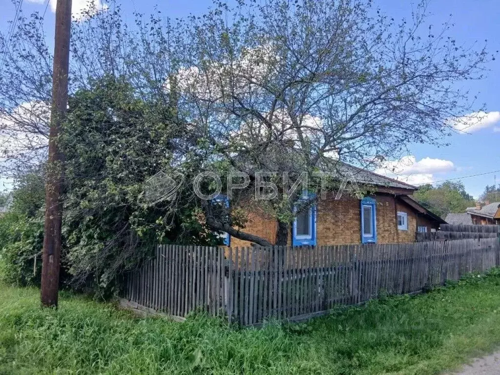 Дом в Свердловская область, Тугулымский муниципальный округ, пос. ... - Фото 2