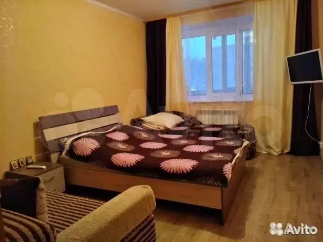 1-к. квартира, 50 м, 1/3 эт. - Фото 0