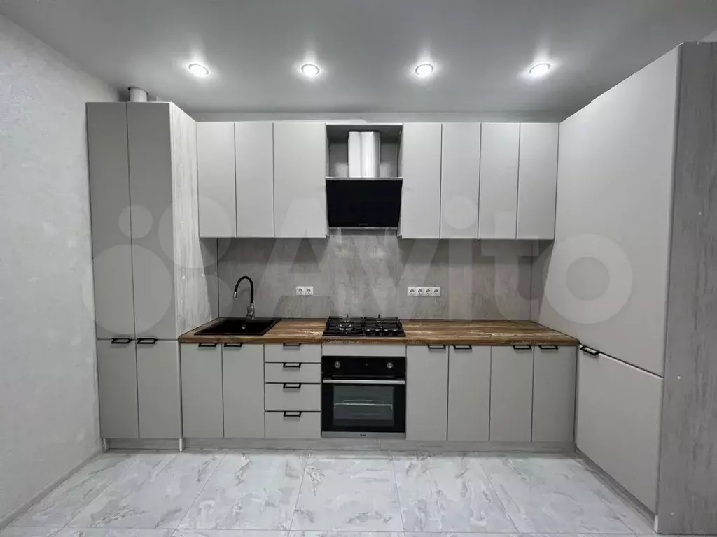 2-к. квартира, 55 м, 1/2 эт. - Фото 0