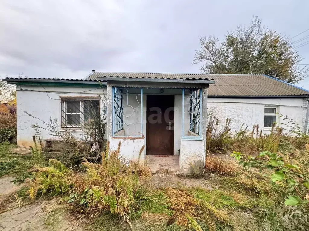 Дом в Калмыкия, Элиста Октябрьский пер., 28 (72 м) - Фото 1