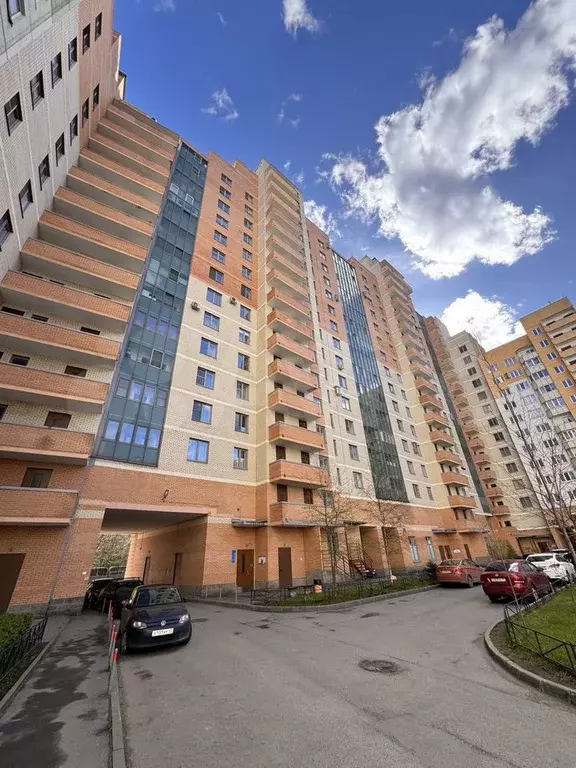 1-к. квартира, 39 м, 4/17 эт. - Фото 0
