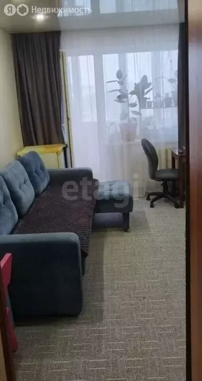 3-комнатная квартира: Омск, микрорайон Заозёрный, улица Сергея ... - Фото 1