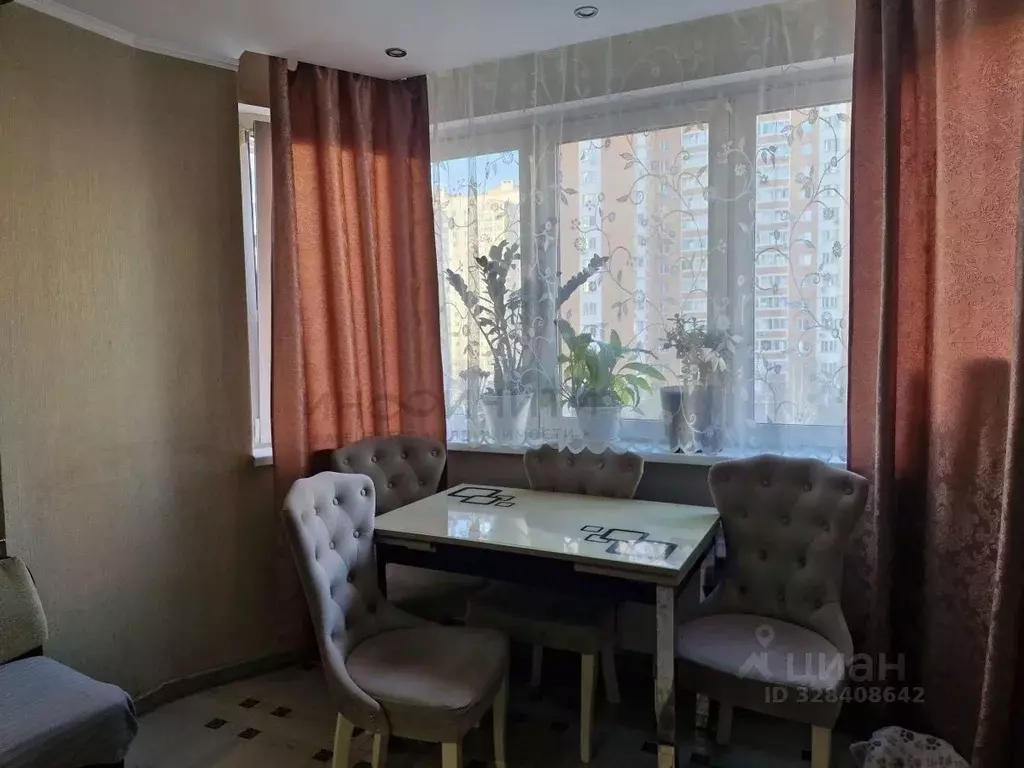 2-к кв. Москва, Москва, Московский г. ул. Бианки, 4к2 (58.0 м) - Фото 1