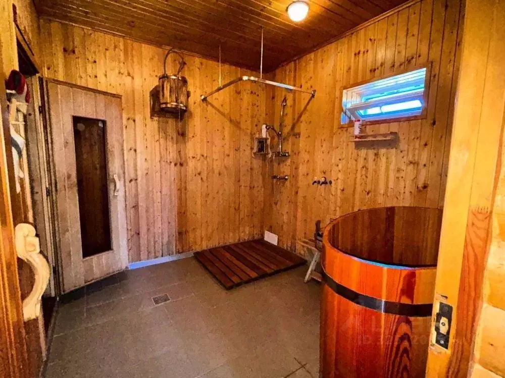 Дом в Оренбургская область, Оренбургский район, Нежинский сельсовет, ... - Фото 2