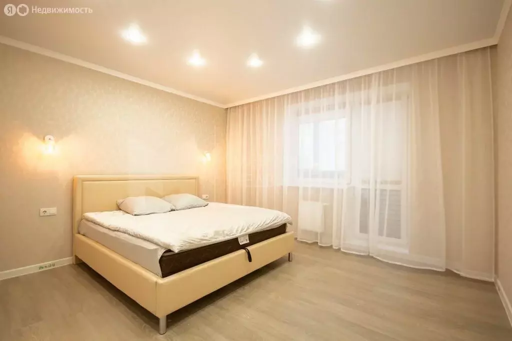 Квартира-студия: Тюмень, Таврическая улица, 9к7 (33.4 м) - Фото 1