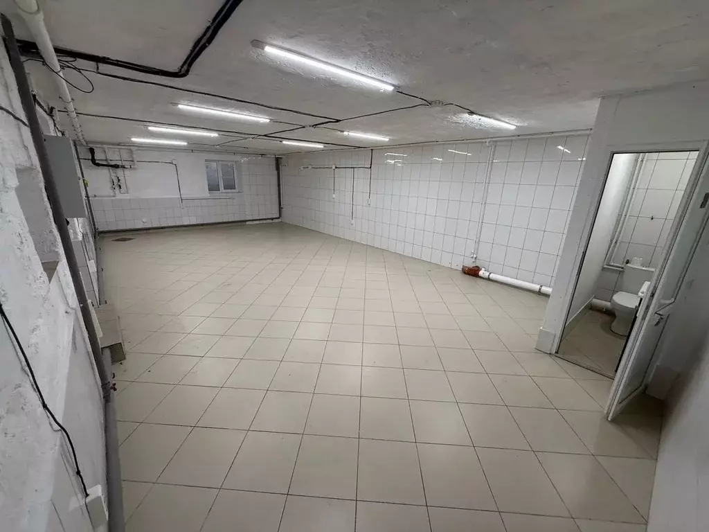 Помещение свободного назначения в Волгоградская область, Волгоград ул. ... - Фото 2