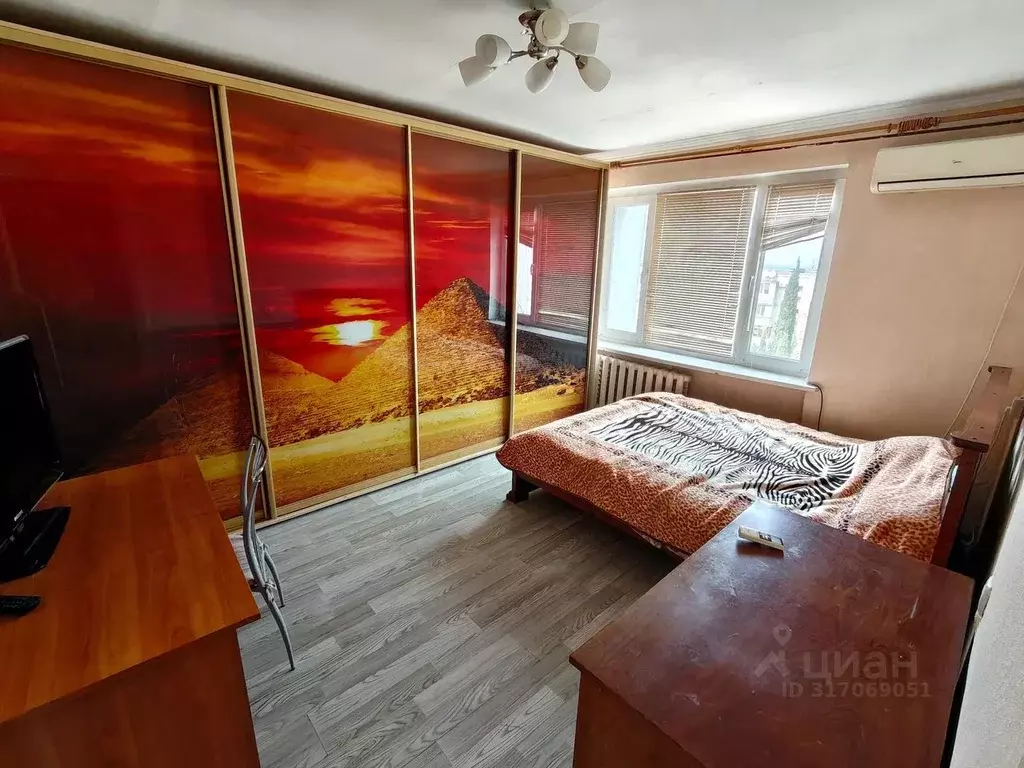 2-к кв. Севастополь ул. Адмирала Фадеева, 21А (46.0 м) - Фото 1