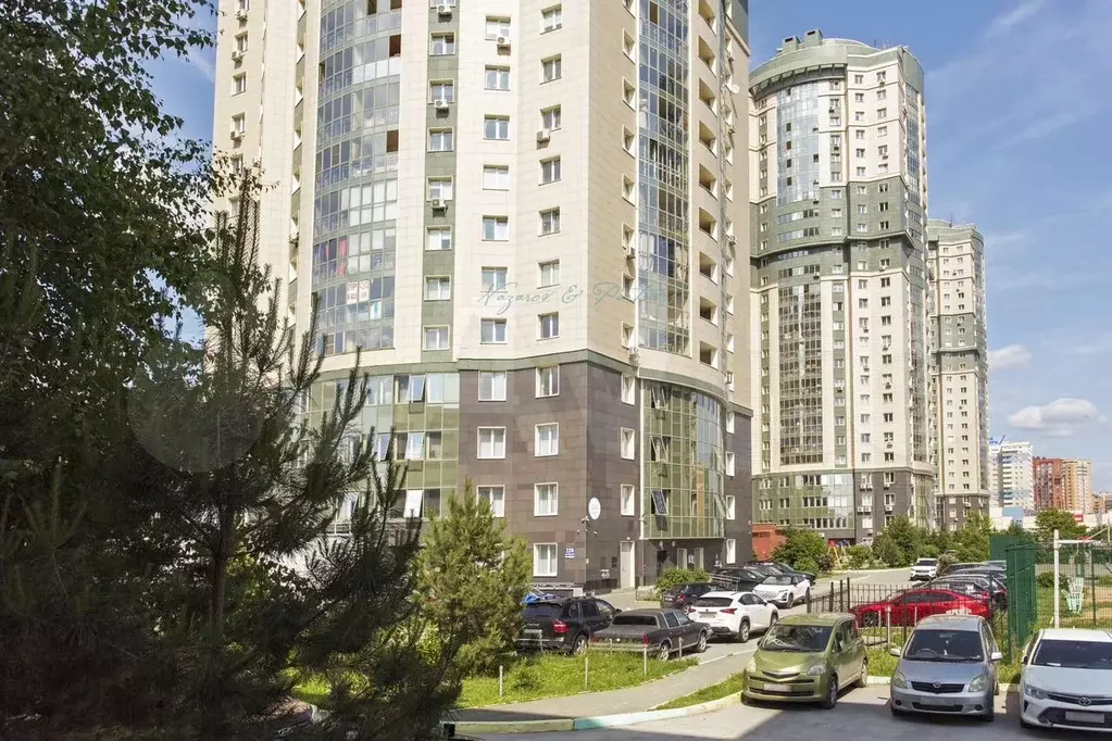 3-к. квартира, 91 м, 22/27 эт. - Фото 0