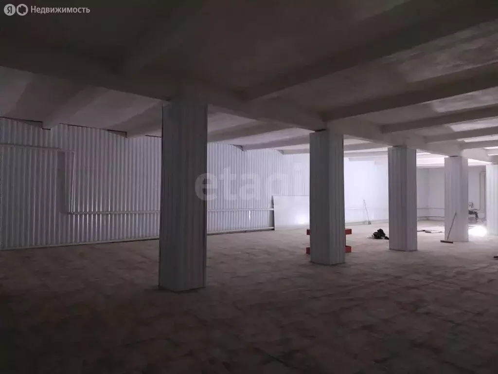 Помещение свободного назначения (650 м) - Фото 1