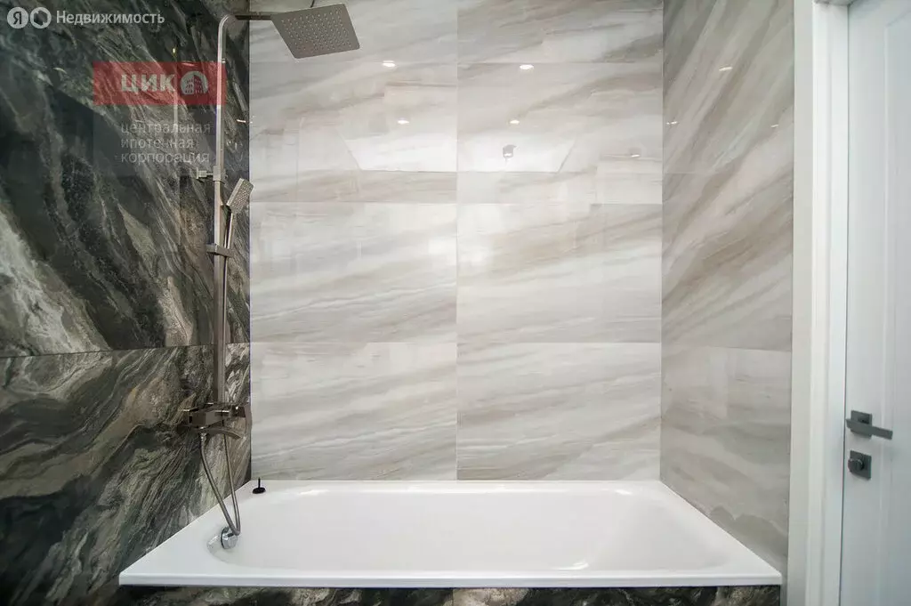 2-комнатная квартира: Рязань, Быстрецкая улица, 18к2 (69.2 м) - Фото 2