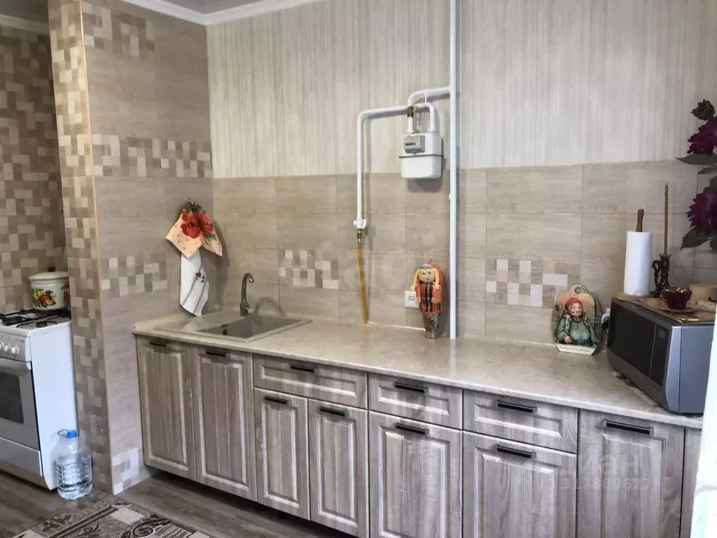 3-к кв. Крым, Симферополь ул. Куйбышева (69.0 м) - Фото 0