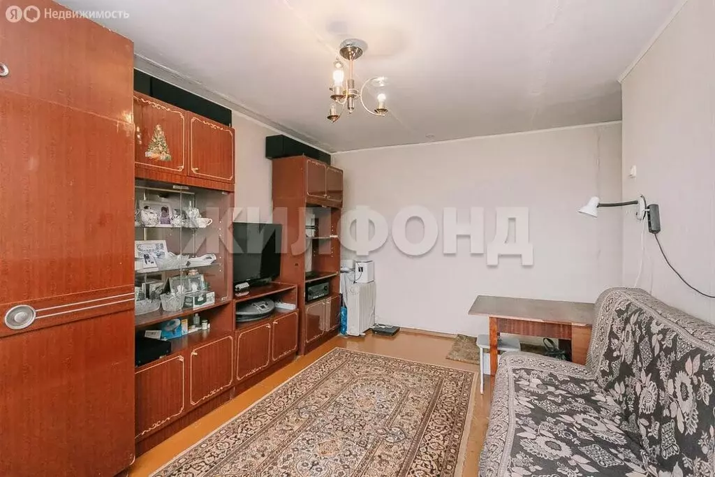 2-комнатная квартира: Новосибирск, улица Челюскинцев, 30 (40 м) - Фото 1