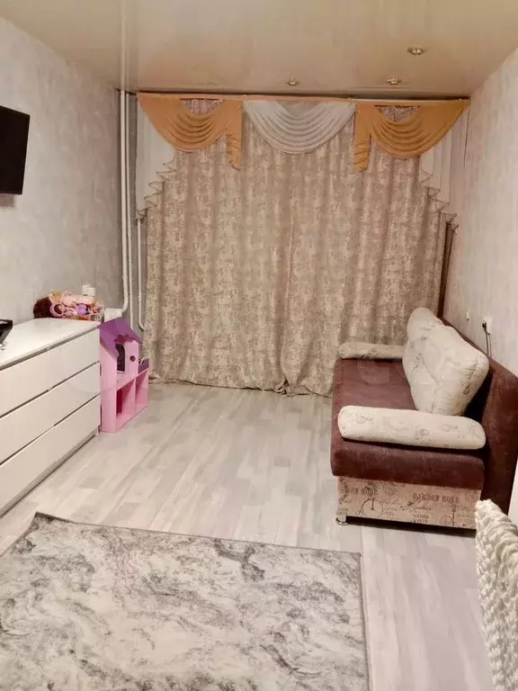 1-к. квартира, 37 м, 1/10 эт. - Фото 0